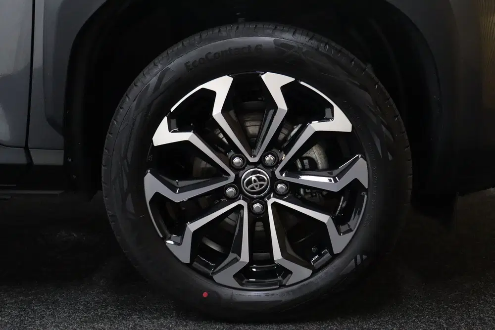 Toyota Yaris Cross 1.5 Hybrid 115 Dynamic + Comfort Pack uit 2025, foto 12