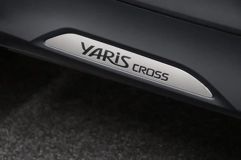 Toyota Yaris Cross 1.5 Hybrid 115 Dynamic + Comfort Pack uit 2025, foto 14