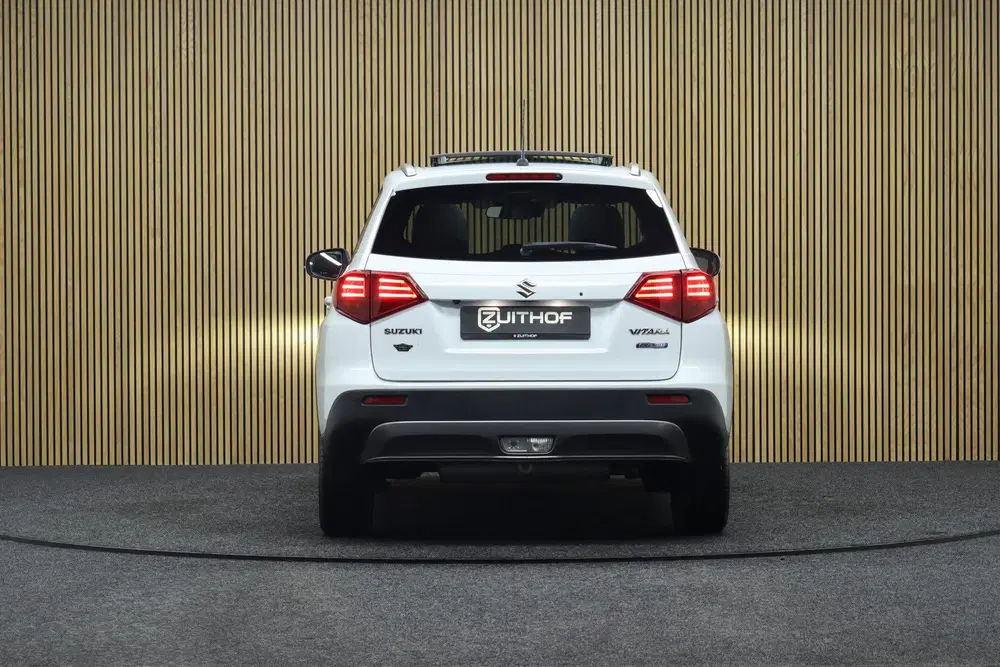 Suzuki Vitara 1.4 Boosterjet Style Smart Hybrid uit 2021, foto 4