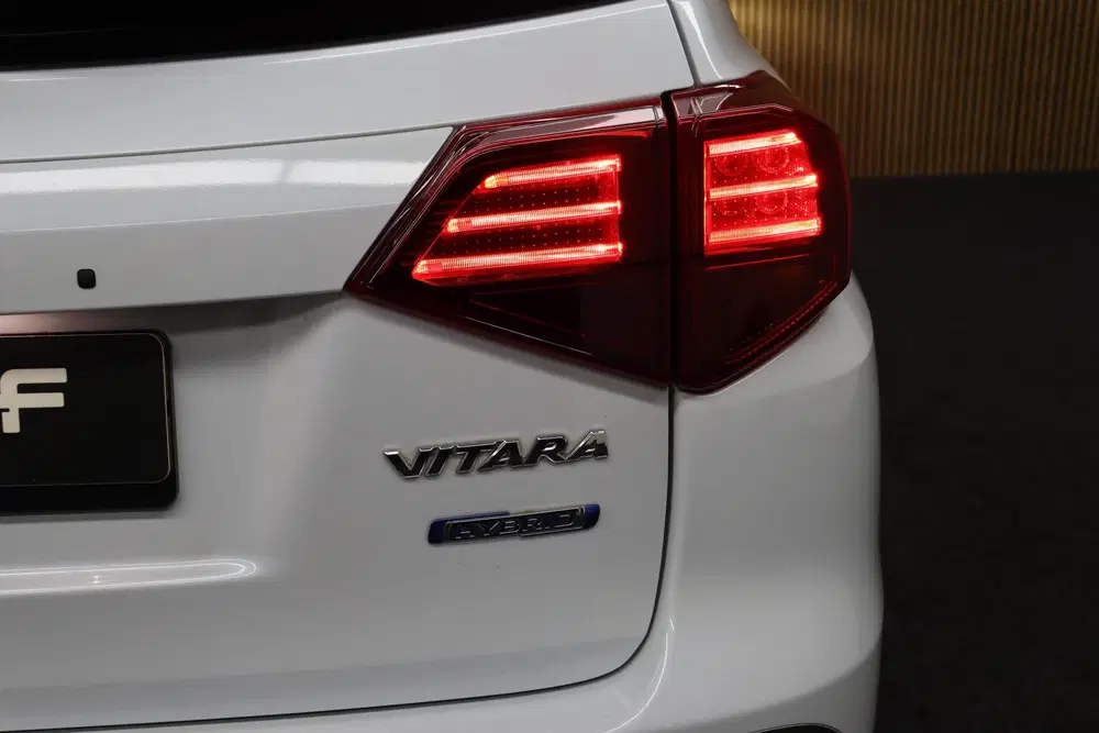 Suzuki Vitara 1.4 Boosterjet Style Smart Hybrid uit 2021, foto 6