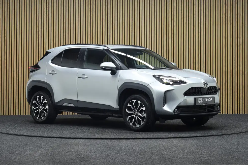 Toyota Yaris Cross 1.5 Hybrid 115 Dynamic + Comfort Pack uit 2025, foto 11