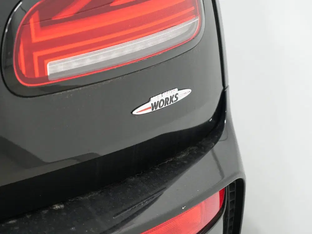 Mini Clubman 2.0 JCW ALL4 Panoramadak uit 2020, foto 4