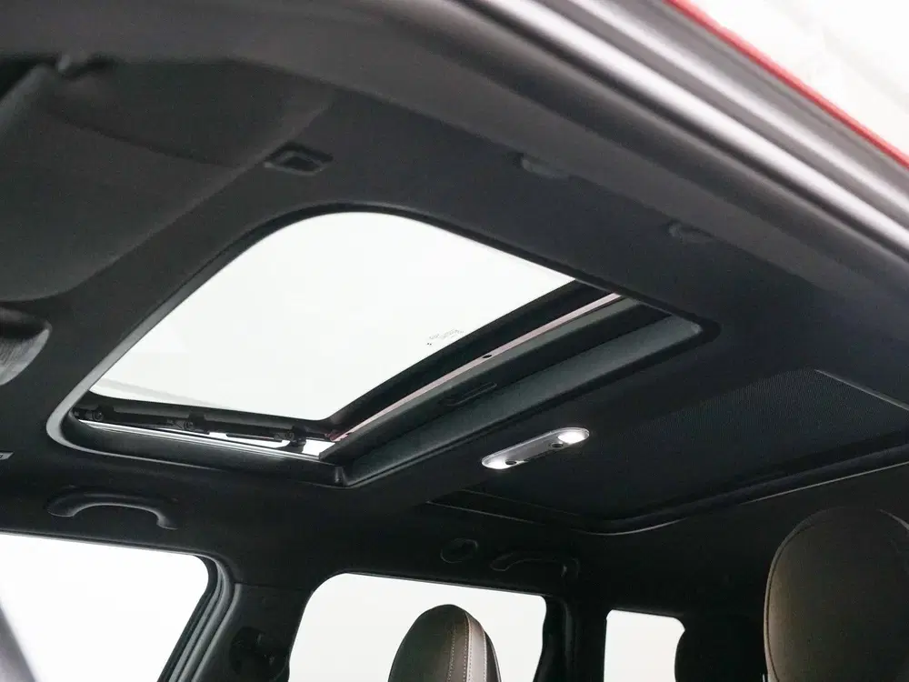 Mini Clubman 2.0 JCW ALL4 Panoramadak uit 2020, foto 8