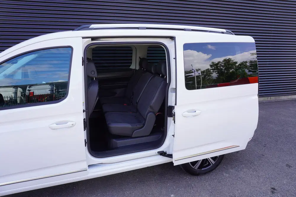 Volkswagen Caddy Maxi L2 150pk Plug-in Hybride Style Automa uit 2026, foto 8