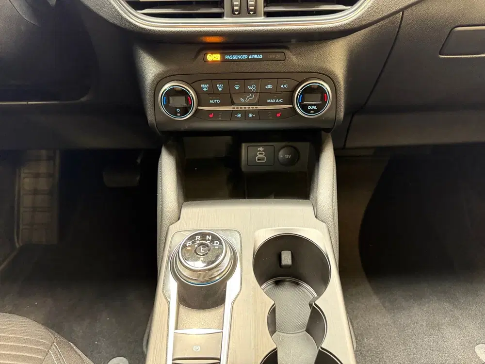 Ford Kuga 2.5 PHEV Titanium I Stoelverwarming I CarP uit 2022, foto 9