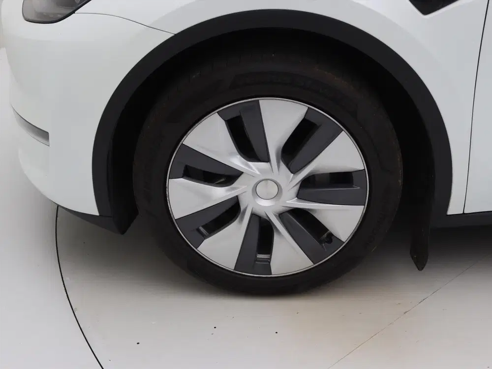 Tesla Model Y Long Range AWD 75kWh 351pk 94.5% SoH [ WIT uit 2023, foto 13