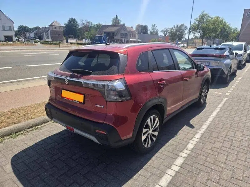 Suzuki S-Cross 1.4 BOOSTERJET STYLE SMART HYBRID Keyless uit 2025, foto 3