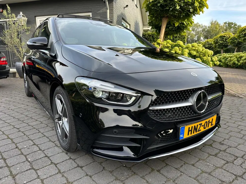 Mercedes-Benz B-Klasse 4MATIC AMG uit 2023, foto 5