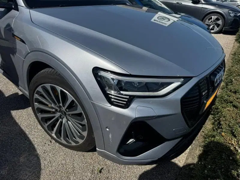 Audi e-tron 55 QUATTRO S EDITION 95 kWh Pano uit 2021, foto 4
