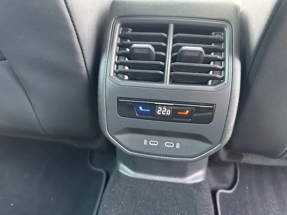 Cupra Formentor 1.5 TSI e-Hybrid Business Pano Beats uit 2025, foto 13