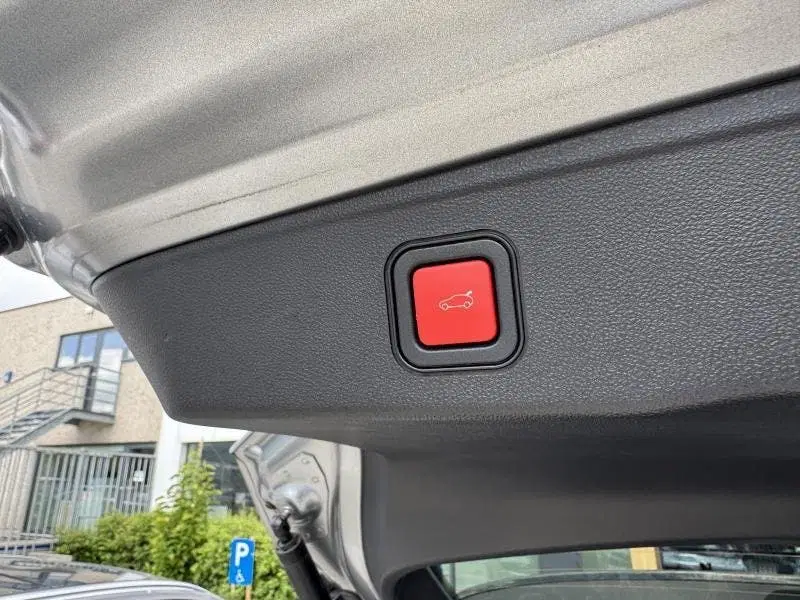 Jeep Avenger 1ST EDITION 54 kWh Dodehoeksensoren uit 2023, foto 10