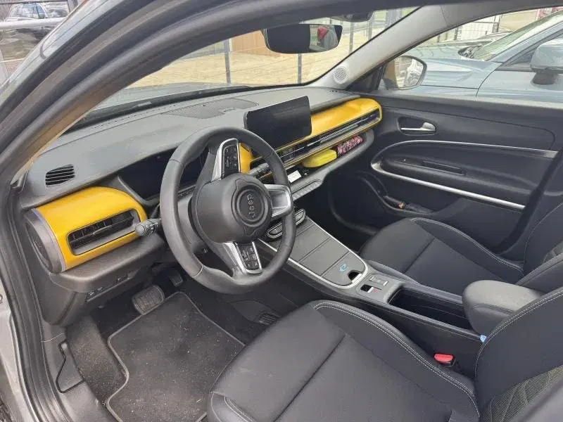 Jeep Avenger 1ST EDITION 54 kWh Dodehoeksensoren uit 2023, foto 6