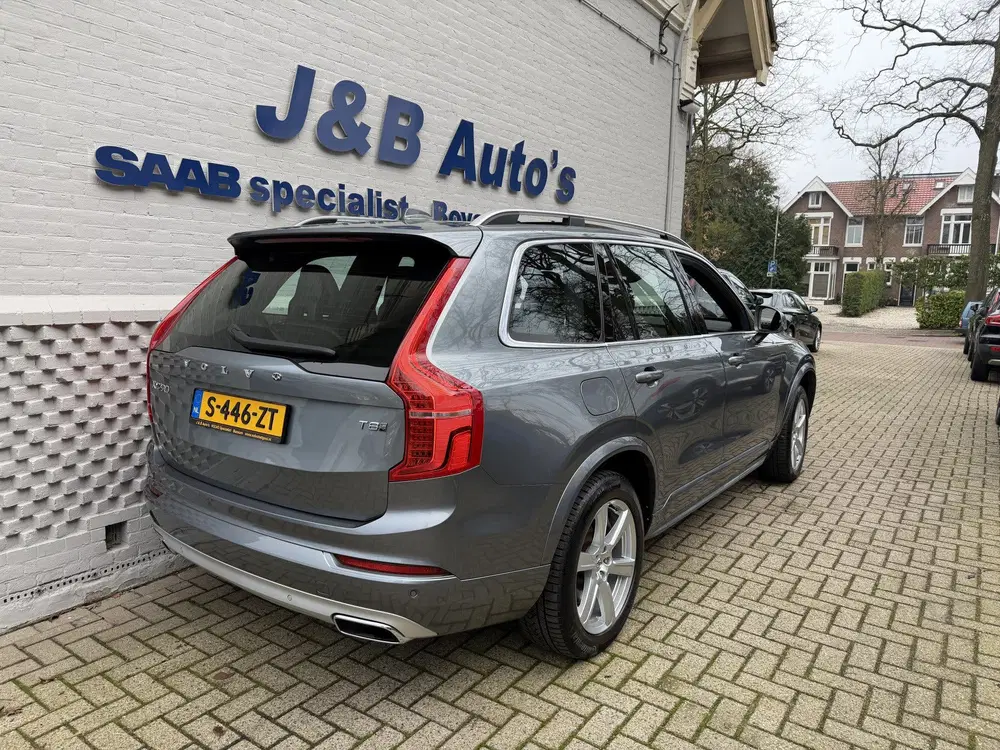 Volvo XC90 2.0 T8 Twin Engine AWD Momentum 7P Panoram uit 2019, foto 10