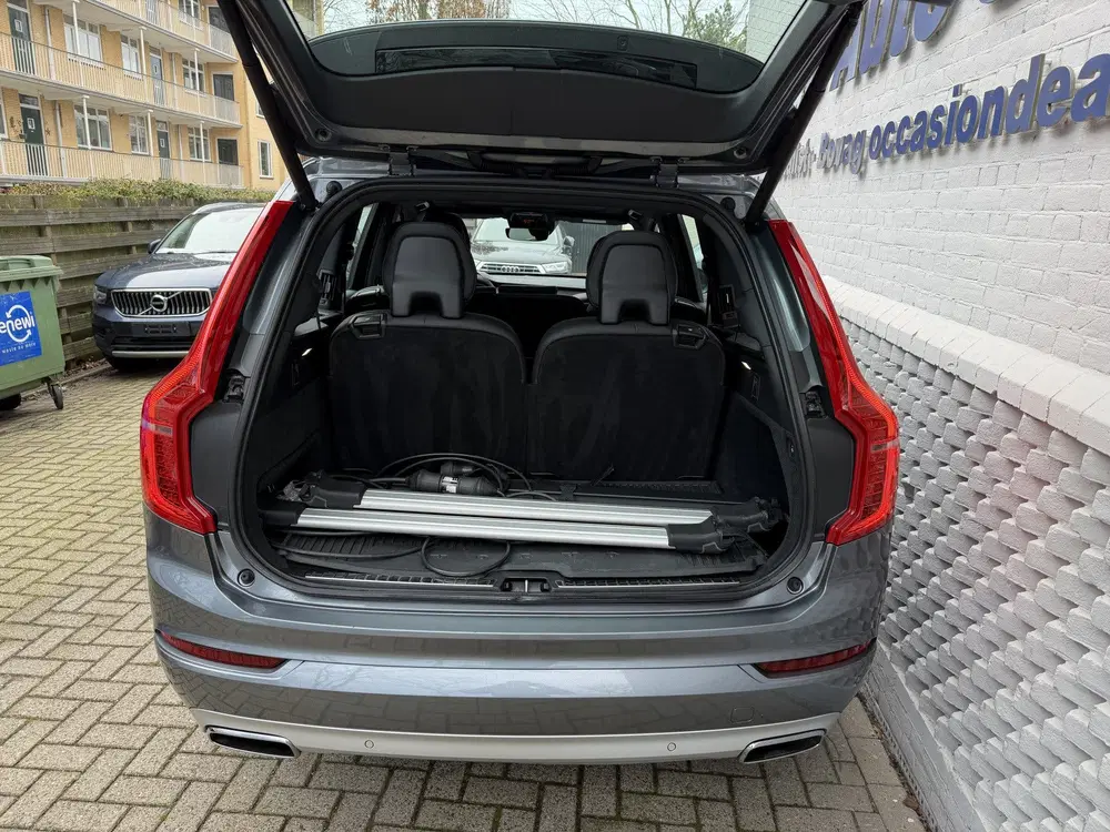 Volvo XC90 2.0 T8 Twin Engine AWD Momentum 7P Panoram uit 2019, foto 12