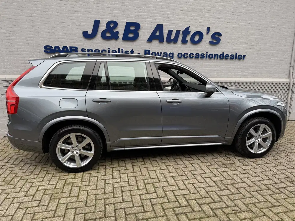 Volvo XC90 2.0 T8 Twin Engine AWD Momentum 7P Panoram uit 2019, foto 3