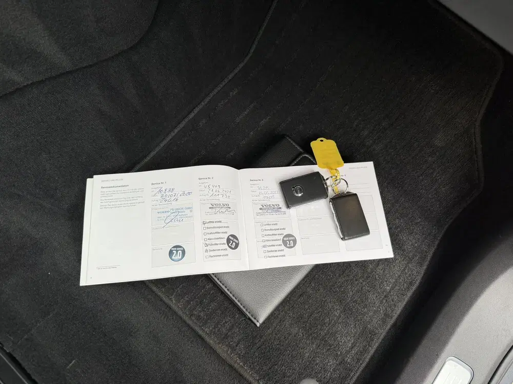 Volvo XC90 2.0 T8 Twin Engine AWD Momentum 7P Panoram uit 2019, foto 5