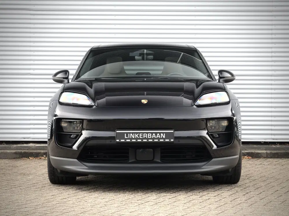 Porsche Macan 4 100kWh uit 2024, foto 13