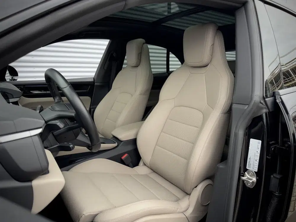 Porsche Macan 4 100kWh uit 2024, foto 7