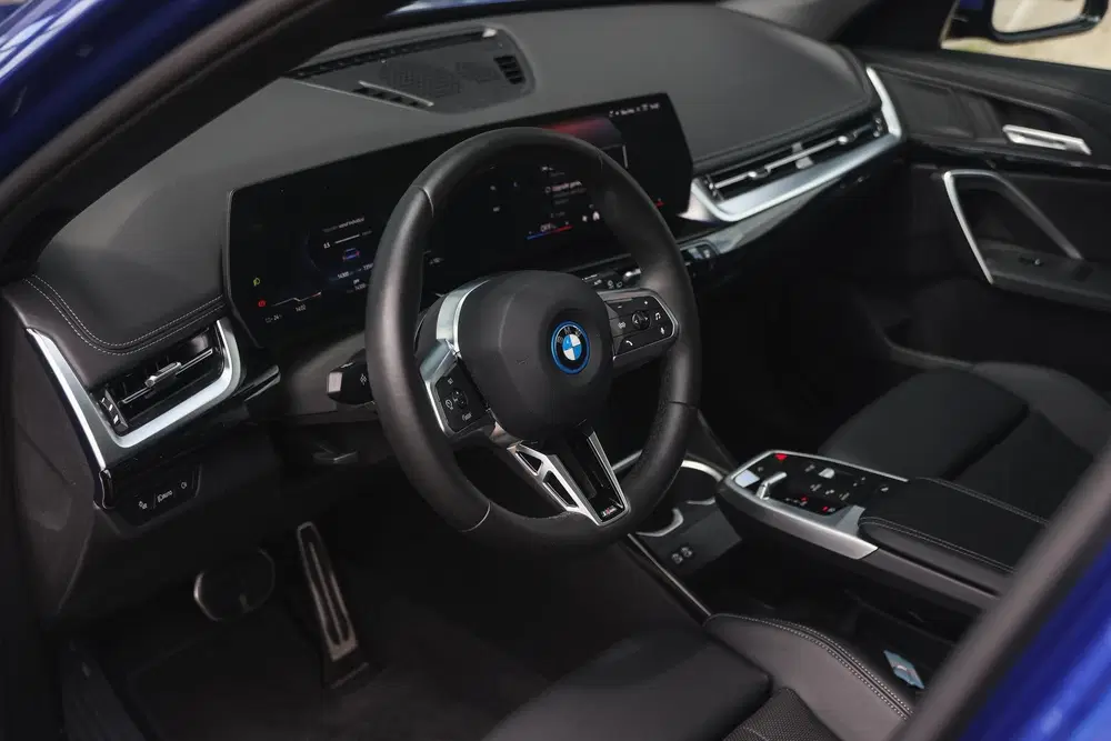 BMW iX1 eDrive20 M Sport uit 2025, foto 10