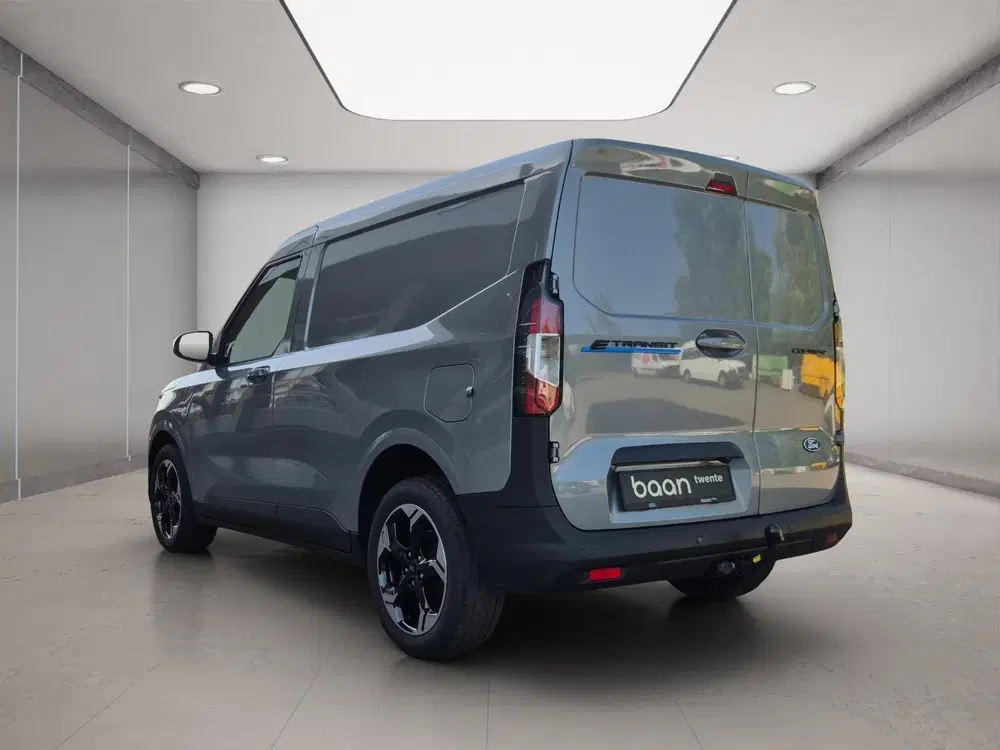 Ford Transit Courier Limited 47 kWh uit 2026, foto 6