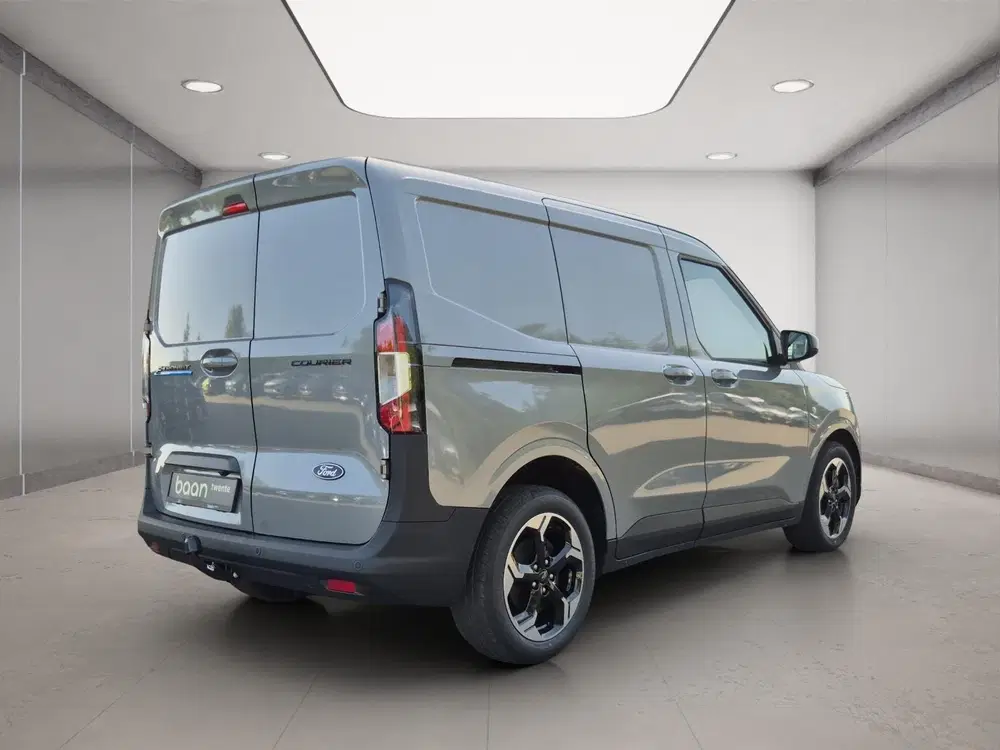 Ford Transit Courier Limited 47 kWh uit 2026, foto 9