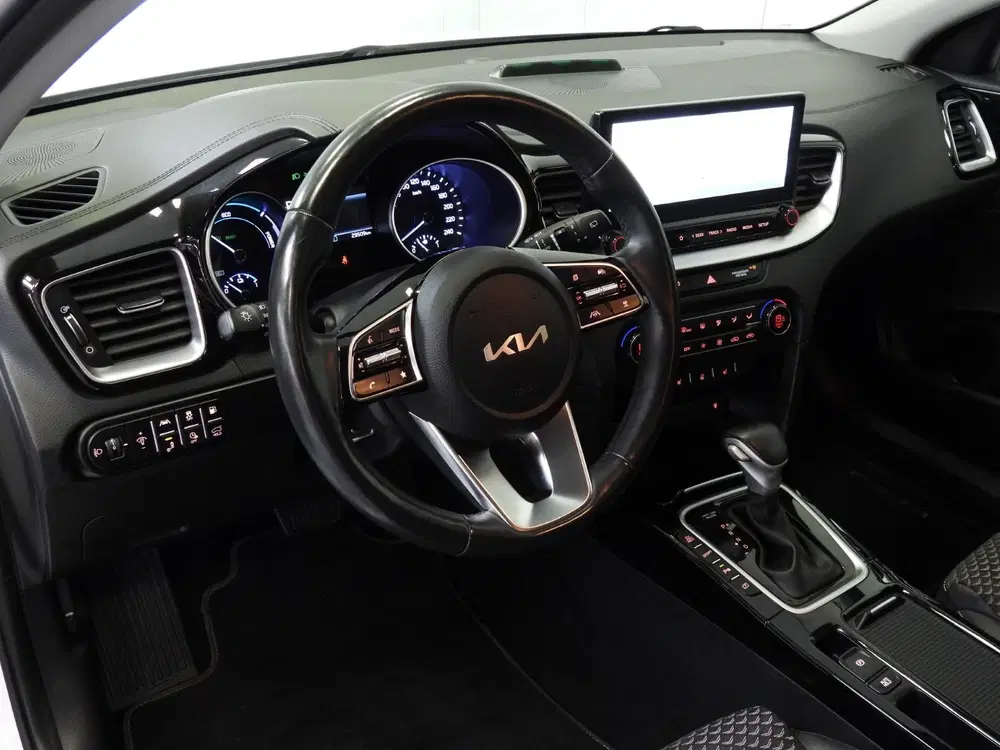 Kia Ceed 1.6 GDI PHEV Plug-In DynamicPlusLine NA uit 2022, foto 4