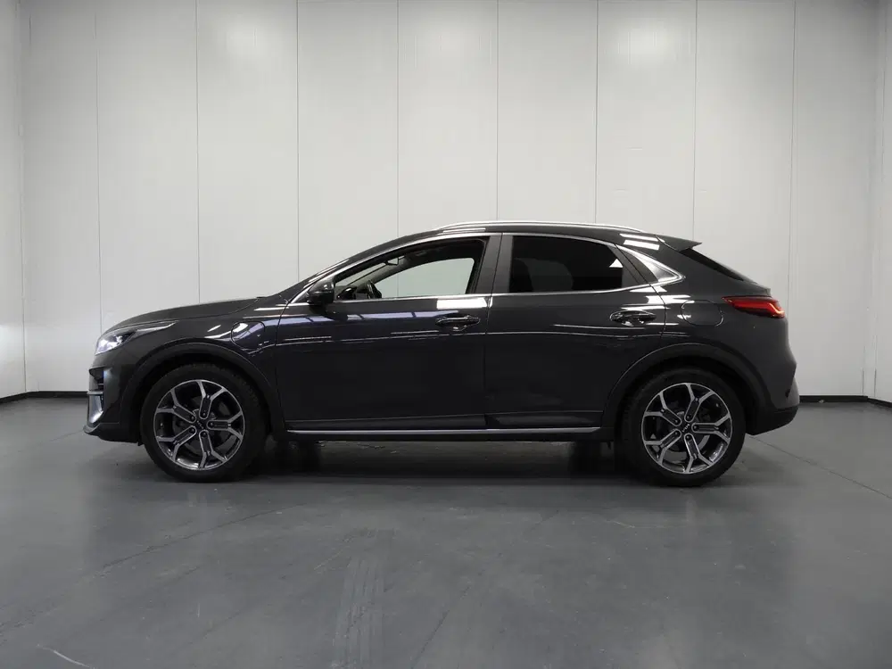 Kia XCeed 1.6 GDi PHEV Plug-In DynamicPlusLine NAVI uit 2022, foto 2