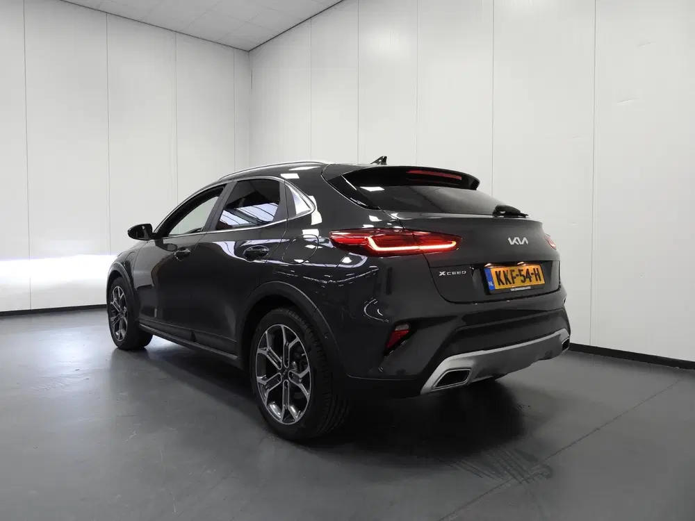 Kia XCeed 1.6 GDi PHEV Plug-In DynamicPlusLine NAVI uit 2022, foto 3