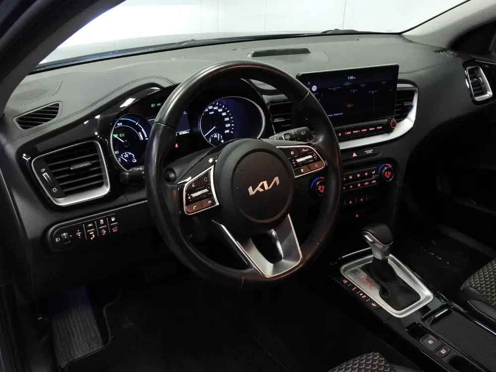 Kia XCeed 1.6 GDi PHEV Plug-In DynamicPlusLine NAVI uit 2022, foto 4