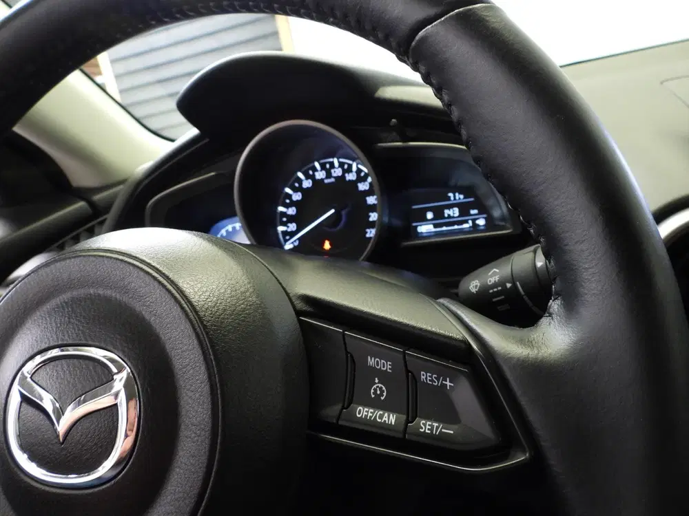Mazda 2 1.5 Skyactiv-G Comfort NAVI uit 2021, foto 13