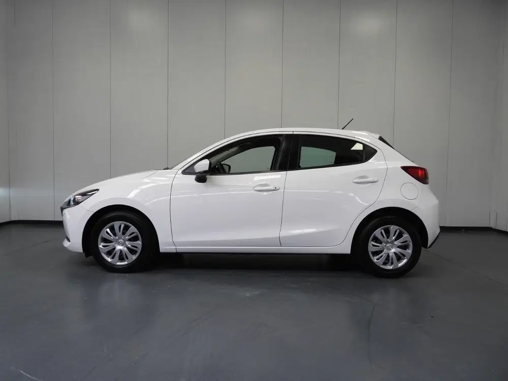 Mazda 2 1.5 Skyactiv-G Comfort NAVI uit 2021, foto 2