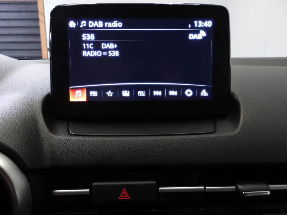 Mazda 2 1.5 Skyactiv-G Comfort NAVI uit 2021, foto 8