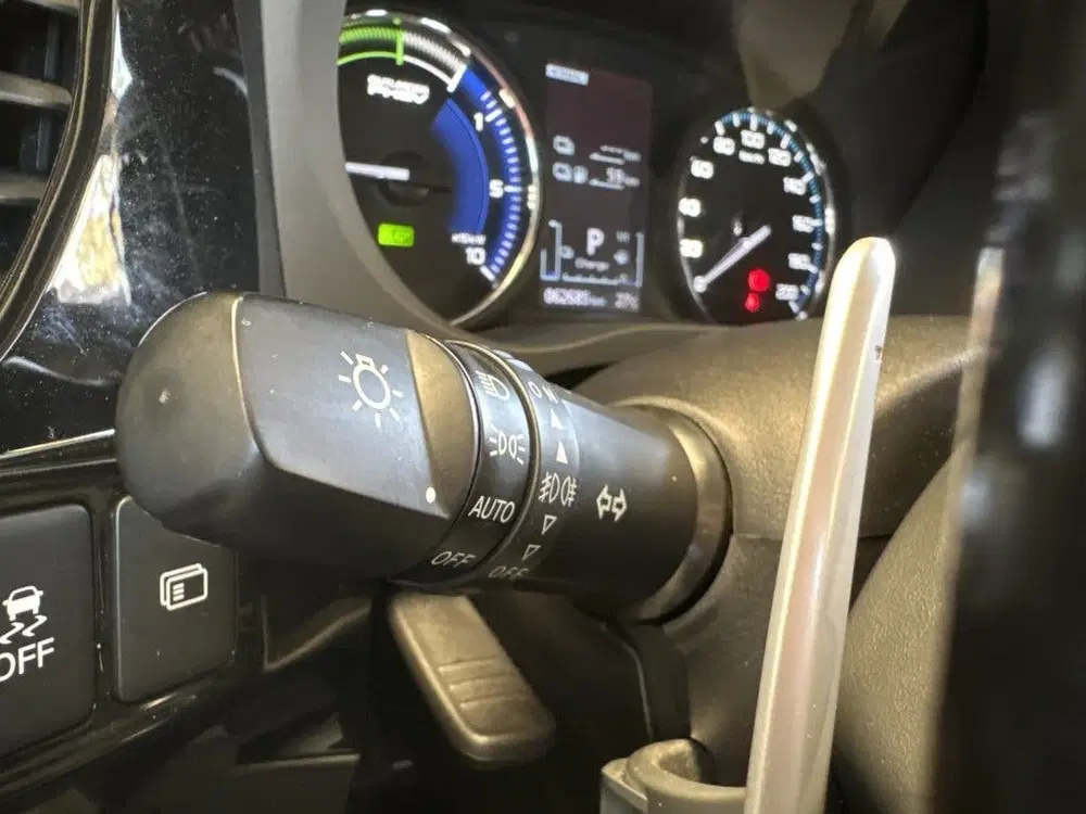 Mitsubishi Outlander PHEV Intense 4WD uit 2021, foto 10