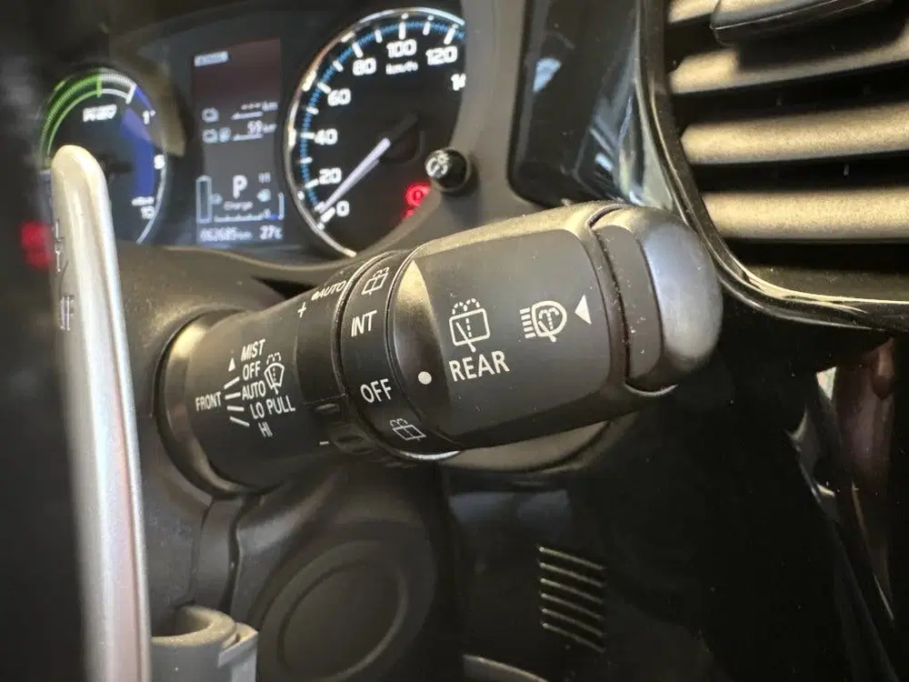 Mitsubishi Outlander PHEV Intense 4WD uit 2021, foto 14