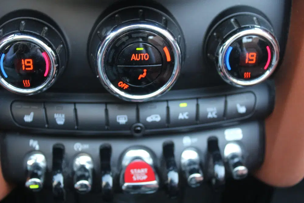 Mini Cabrio 1.5 Cooper l Chester bruin leer l Harman k uit 2023, foto 14