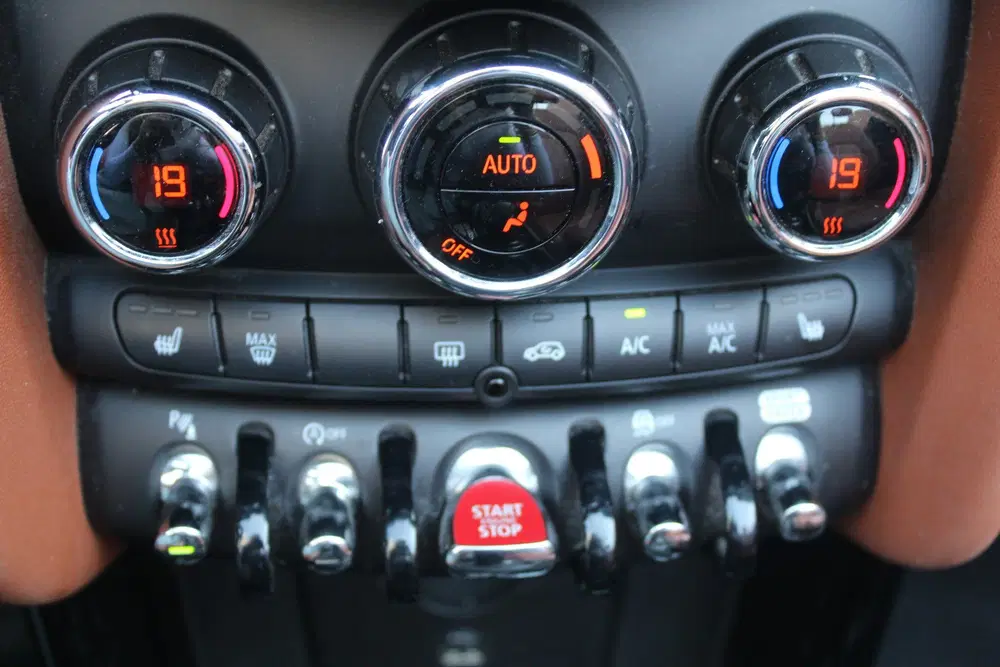 Mini Cabrio 1.5 Cooper l Chester bruin leer l Harman k uit 2023, foto 15