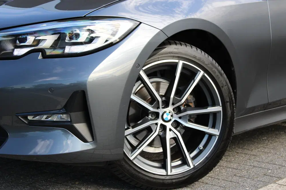 BMW 3-serie 318i Executive Sport Line Automaat uit 2020, foto 4
