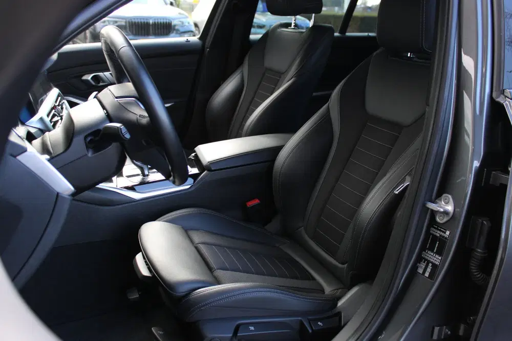 BMW 3-serie 318i Executive Sport Line Automaat uit 2020, foto 7