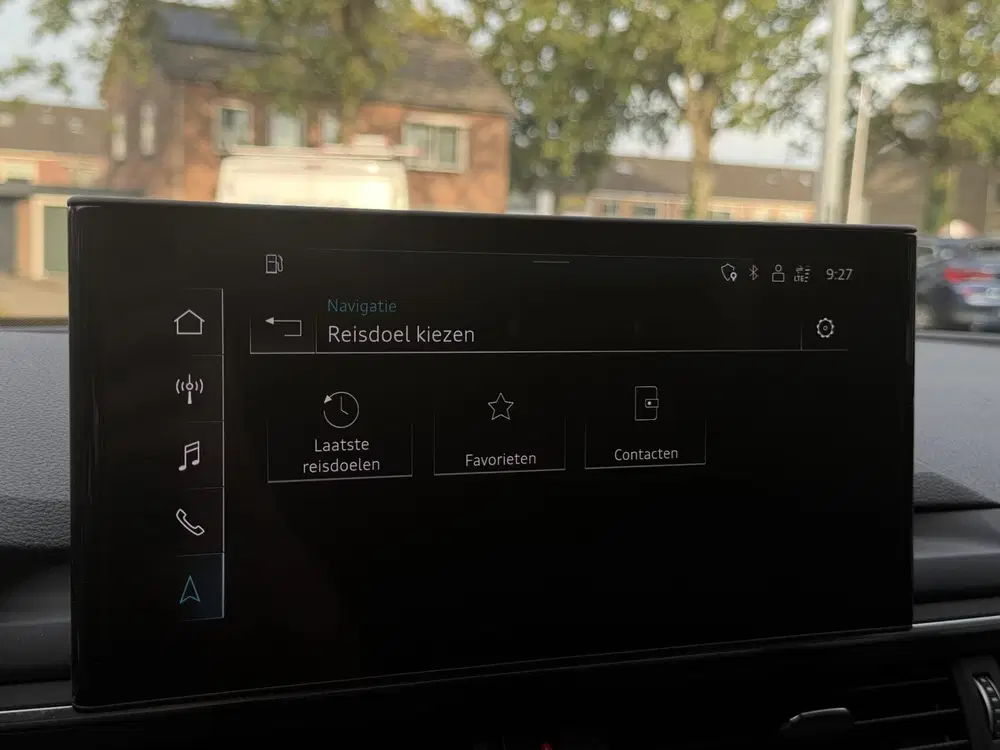 Audi A4 40 TFSI Launch edition Sport Trekhaak uit 2019, foto 14