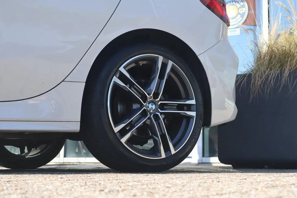 BMW 1-serie (f40) 118i M-Sport 136pk uit 2021, foto 4