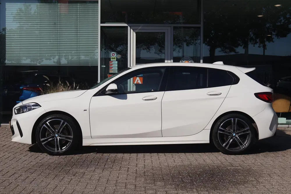 BMW 1-serie (f40) 118i M-Sport 136pk uit 2021, foto 6