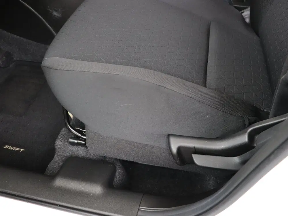 Suzuki Swift 1.2 Comfort Smart Hybrid uit 2025, foto 11