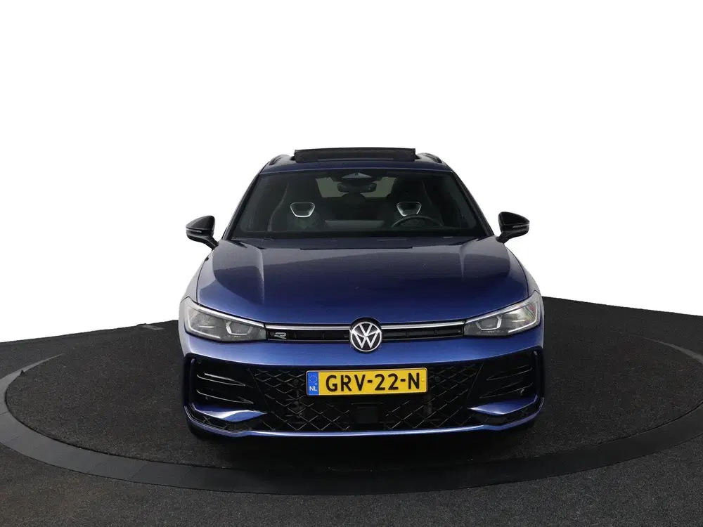 Volkswagen Passat 1.5 eHybrid R-Line Edition uit 2024, foto 8