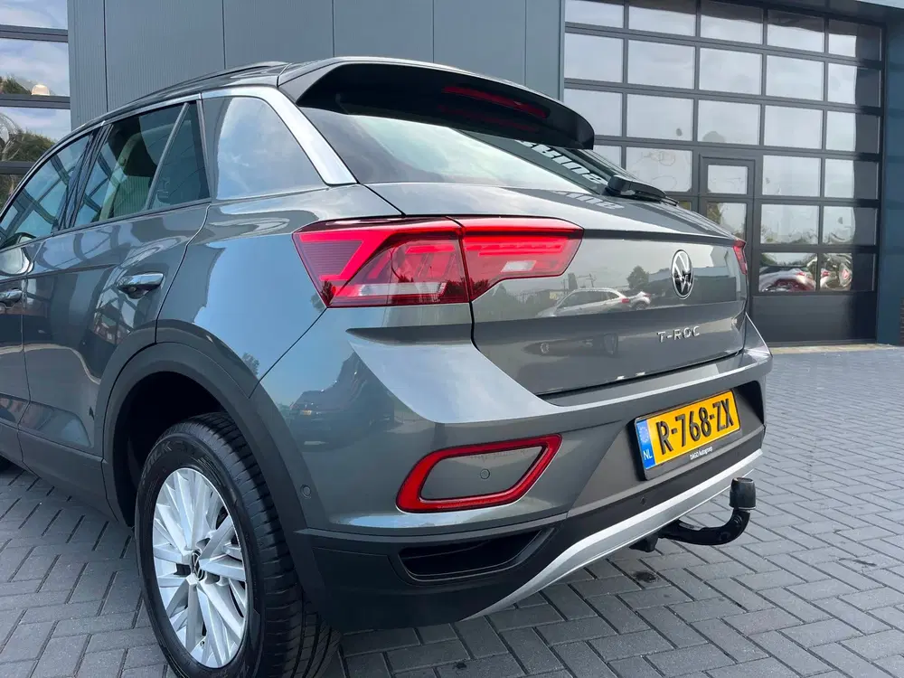 Volkswagen T-Roc 1.5 TSI Life Business NLAuto uit 2023, foto 11