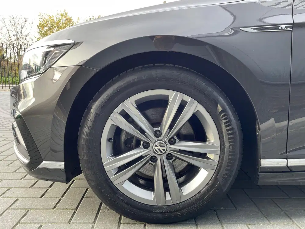 Volkswagen Passat 1.5 TSI Elegance Business R-Line N uit 2020, foto 7