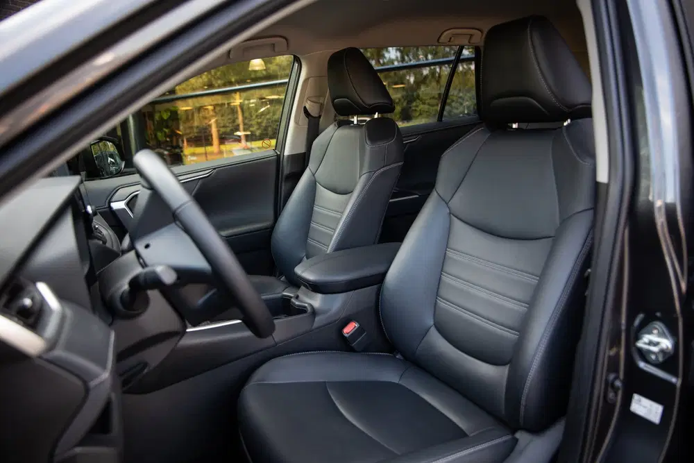 Toyota RAV 4 2.5 Hybrid uit 2025, foto 3