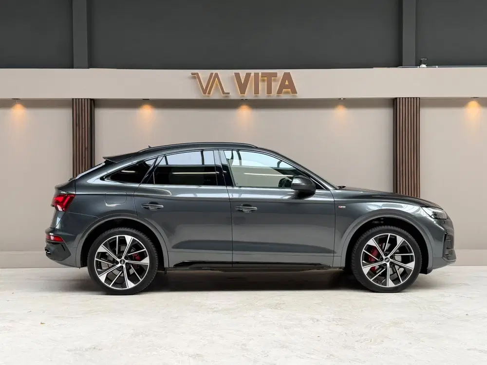 Audi Q5 50 TFSI e S edition Pano uit 2021, foto 10