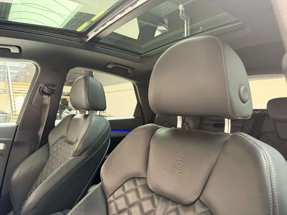 Audi Q5 50 TFSI e S edition Pano uit 2021, foto 5