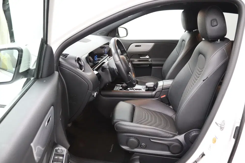 Mercedes-Benz GLA 250 e Business Solution Luxury Limi uit 2021, foto 2