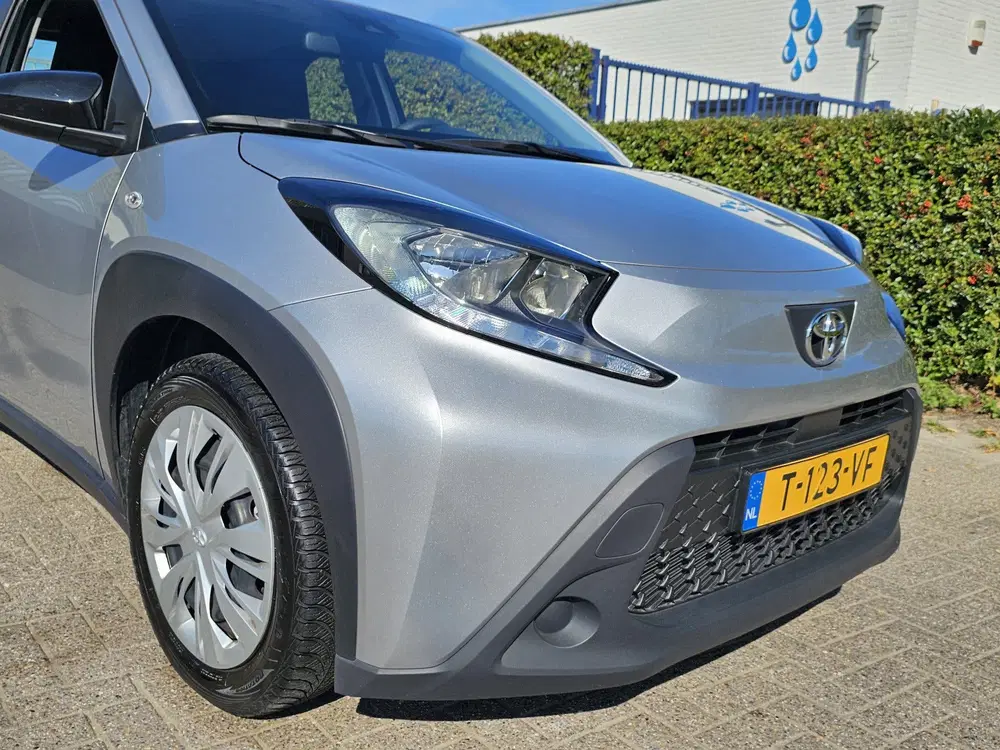 Toyota Aygo X 1.0 VVT-i MT Play uit 2023, foto 4